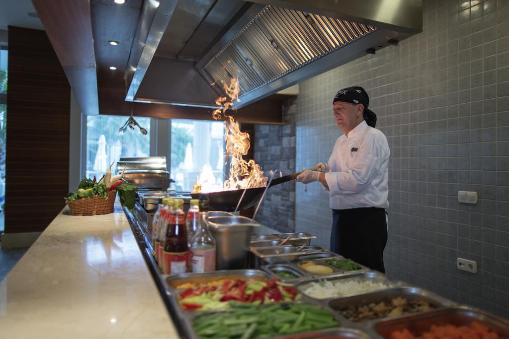 סייד Alba Queen Hotel מראה חיצוני תמונה