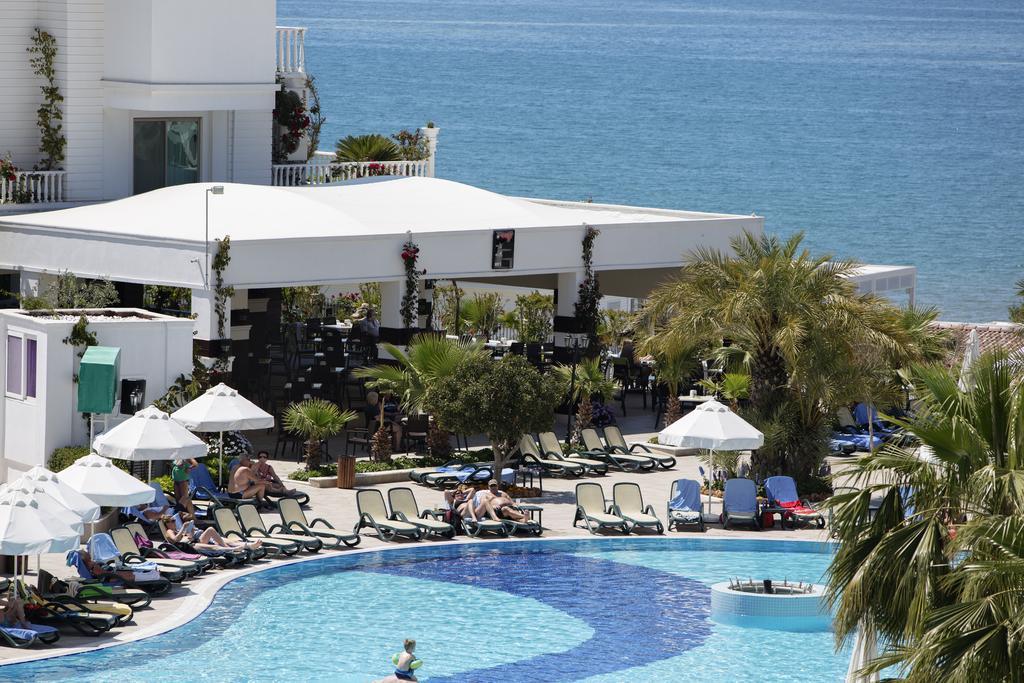 סייד Alba Queen Hotel מראה חיצוני תמונה