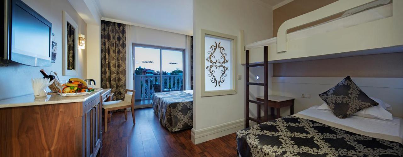 סייד Alba Queen Hotel מראה חיצוני תמונה